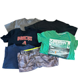 **Bundle**Kids Short Sleeve Graphic Tees Set with Shorts L and XL Boys